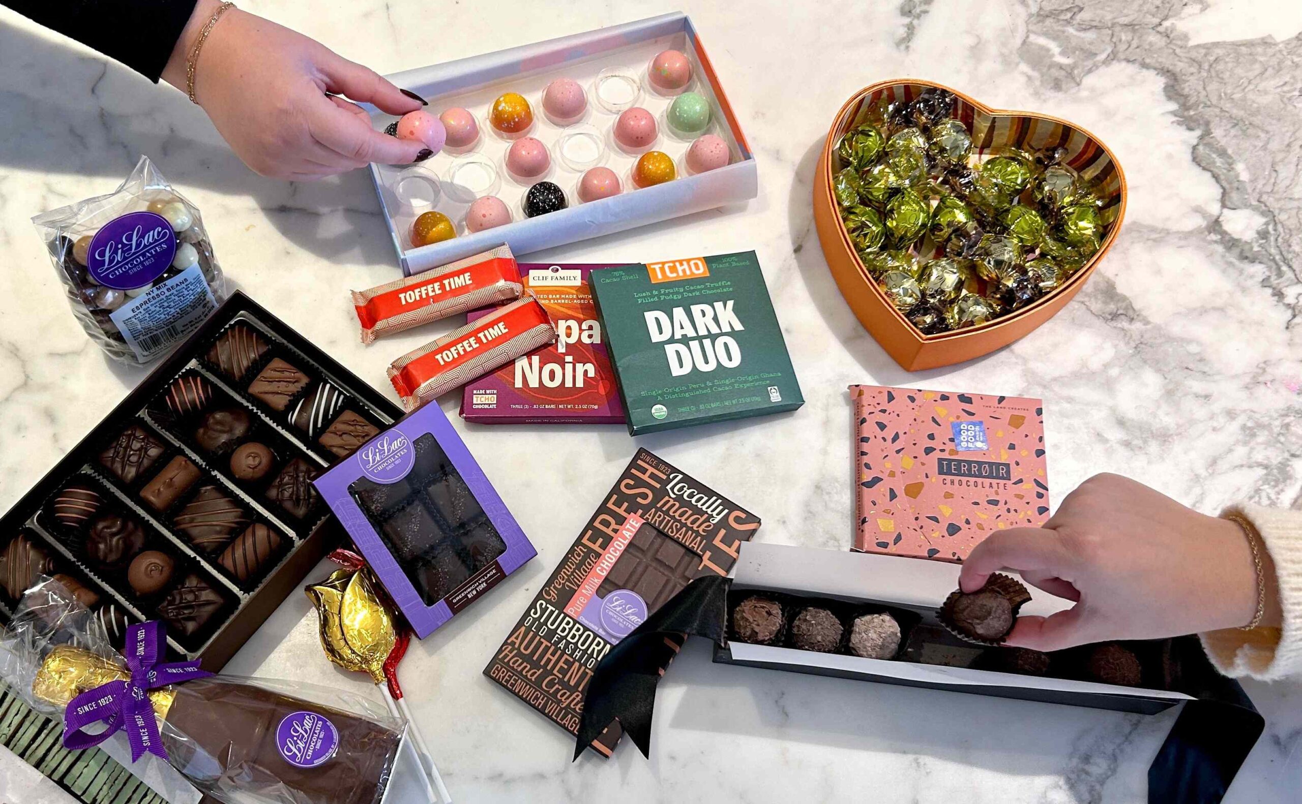 spr-chocolate-gifts-group-shot-tout-mia-gitto-5189635cf401464d951fde3e78f7c480-0e5bbc21d8b4431cac71a3ad68973d8f